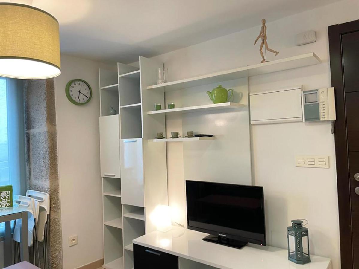 Moss Home ซานติอาโก เด กอมโปสเตลา ภายนอก รูปภาพ